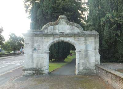 original entrance to the burial ground of St Thomass Church
