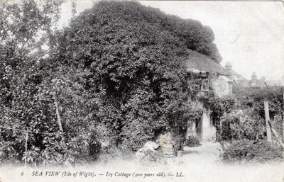 Ivy Cottage Seaview - dates from circa 1500