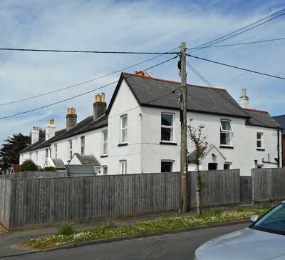 Gurnard Coastguard Cottages