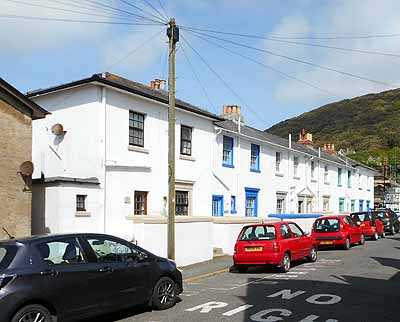 Ventnor Coastguard Cottages