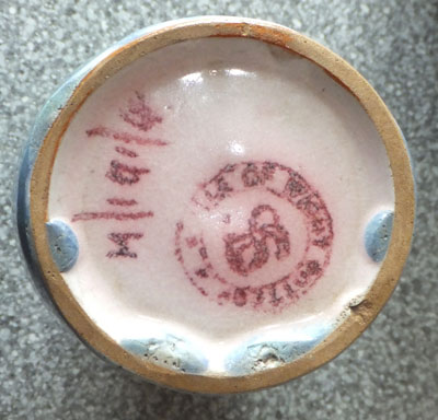 IW Handcraft Pottery - Later period backstamp