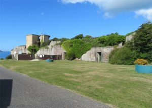 East Cliff Batteries, ruins of Colwell