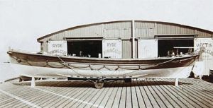 Lifeboat Selina outside boathouse on Ryde Pier
