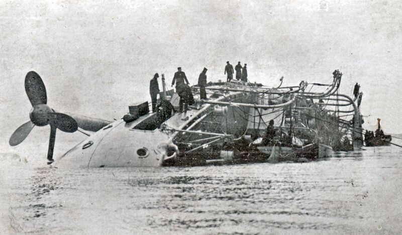 File:Hms-gladiator.jpg